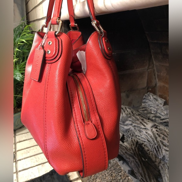 💥Moving to @the_bag_guy💥Coach - Edie 31 Pebbled Leather Shoulder Bag - Picture 4 of 17